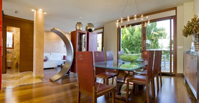 Chalet de 2 habitaciones en Playa de San Juan, Alicante / Alacant ciudad en venta con piscina garaje - 2.500.000 € (Ref: 9130988)