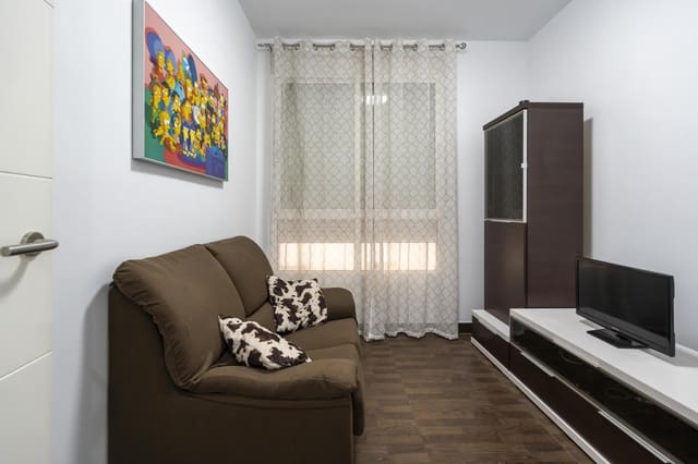 3 bedroom Apartment for sale in Sant Francesc, Valencia city - € 420,000 (Ref: 9132167)