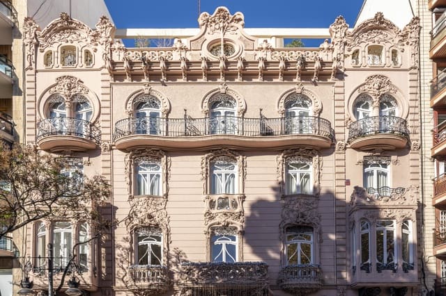 5 slaapkamer Penthouse te koop in L'Eixample, Valencia stad met garage - € 2.600.000 (Ref: 9132169)