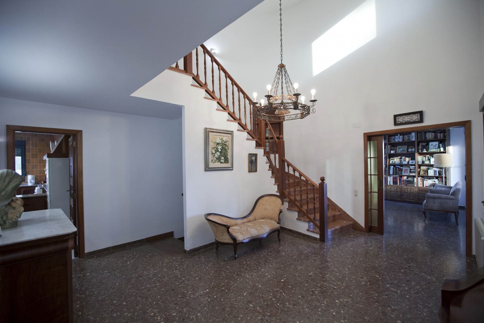 6 sovrum Villa till salu i Chiva med pool garage - 940 000 € (Ref: 9132173)