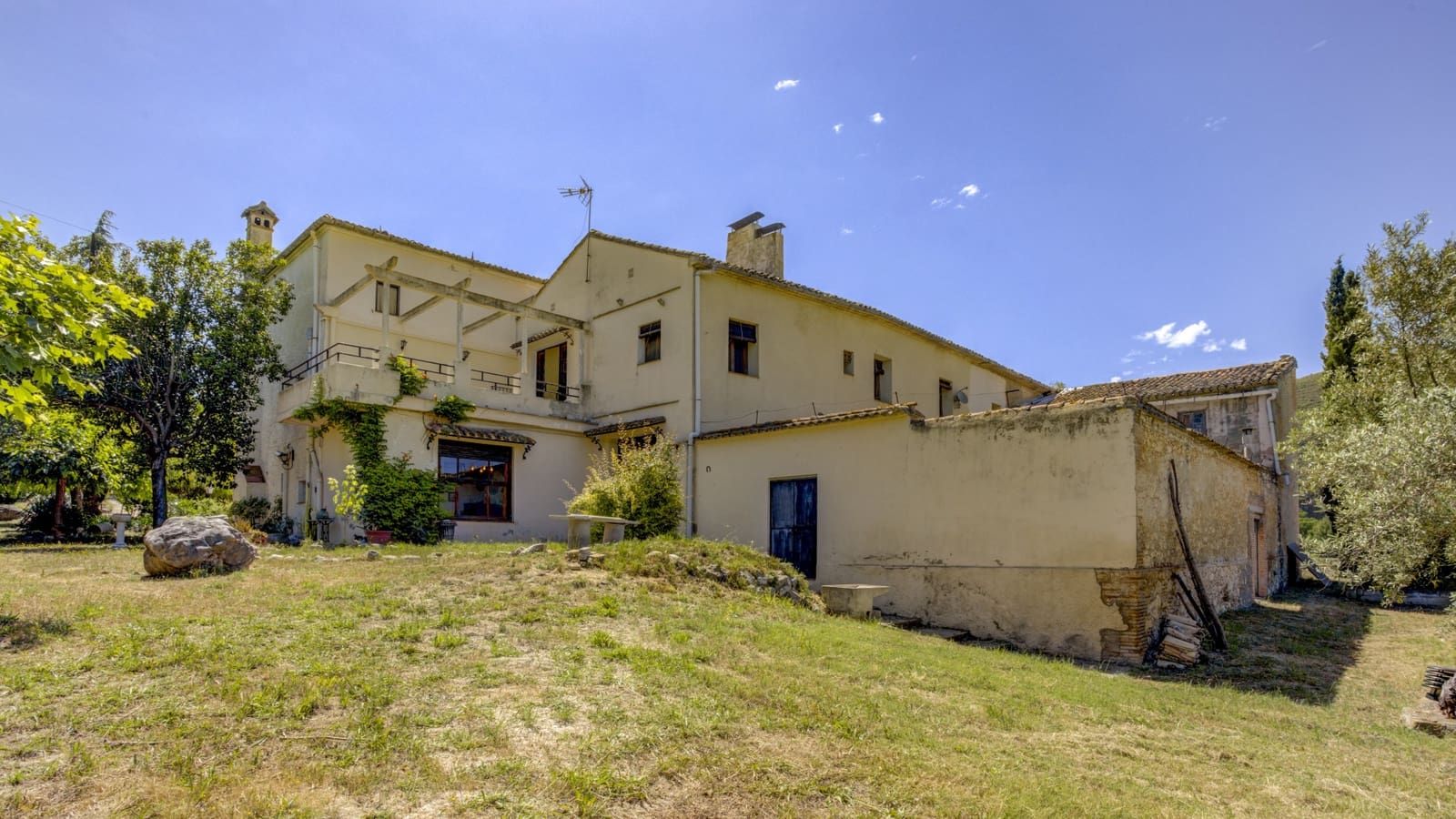 10 slaapkamer Finca/Landhuis te koop in Ontinyent met zwembad garage - € 950.000 (Ref: 9132174)