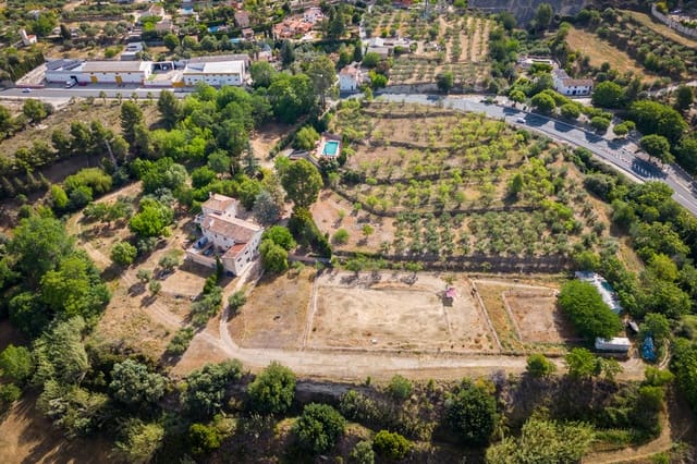10 quarto Quinta/Casa Rural para venda em Ontinyent com piscina garagem - 950 000 € (Ref: 9132174)