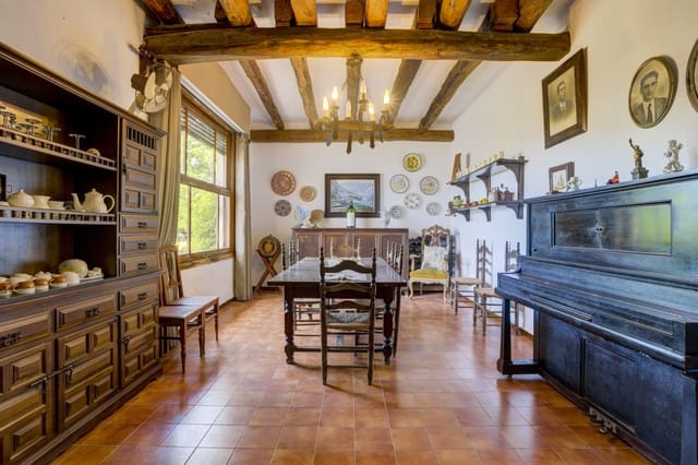 10 quarto Quinta/Casa Rural para venda em Ontinyent com piscina garagem - 950 000 € (Ref: 9132174)