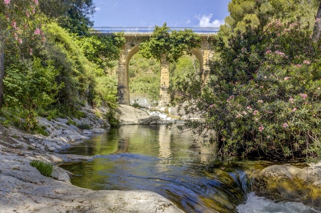 10 quarto Quinta/Casa Rural para venda em Ontinyent com piscina garagem - 950 000 € (Ref: 9132174)