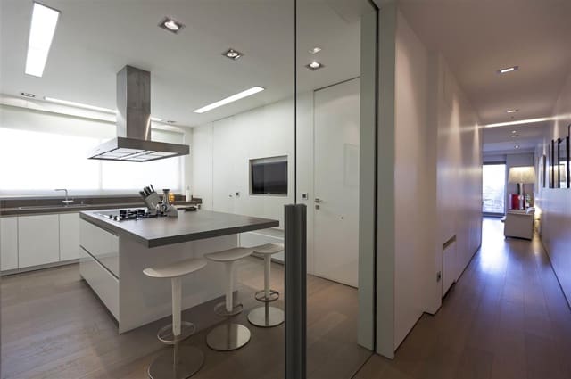 3 makuuhuone Huoneisto myytävänä paikassa La Gran Via, Valencia kaupunki mukana 
autotalli - 1 800 000 € (Ref: 9132175)