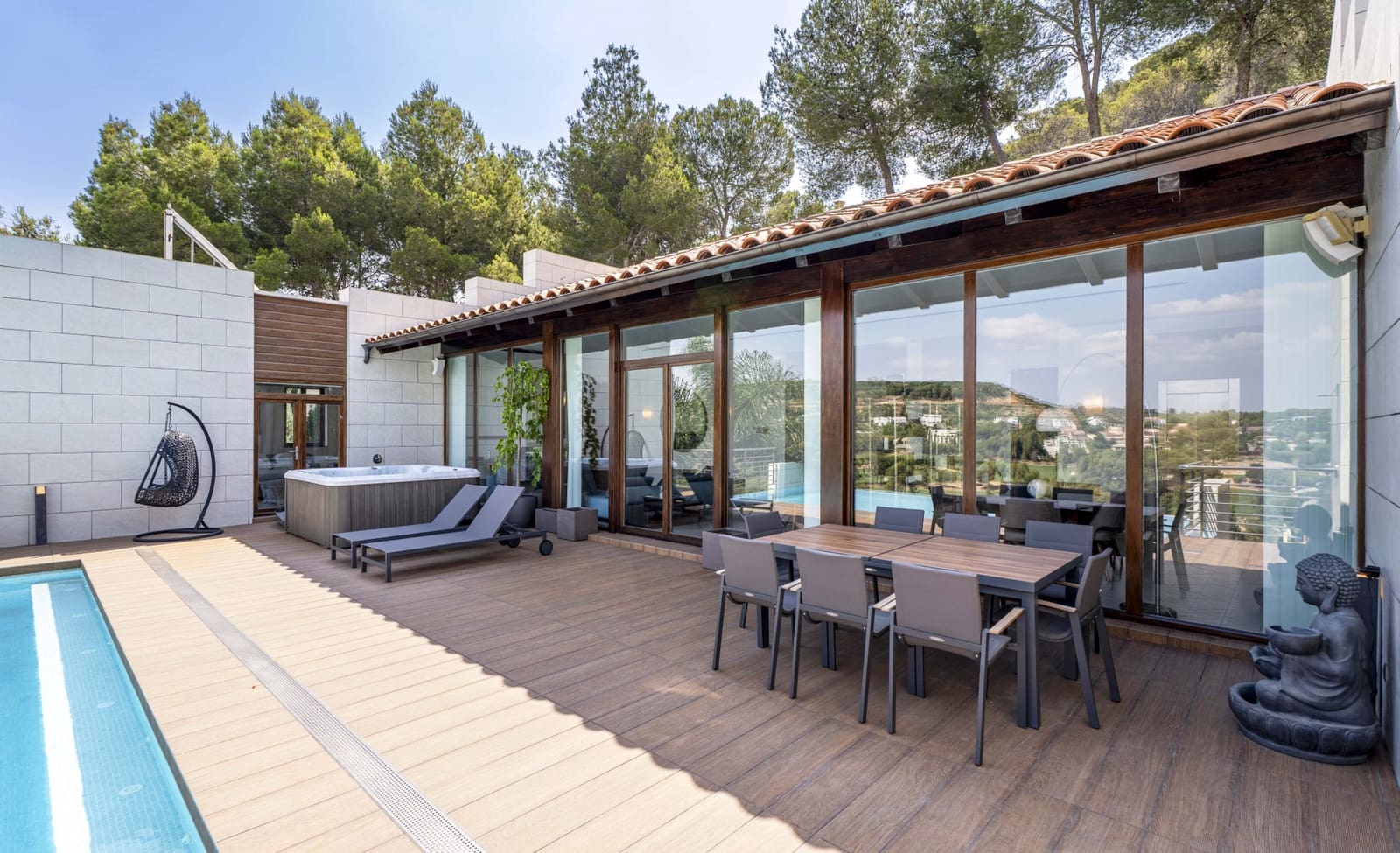 5 soverom Villa til salgs i Chiva med svømmebasseng garasje - € 2 100 000 (Ref: 9148968)