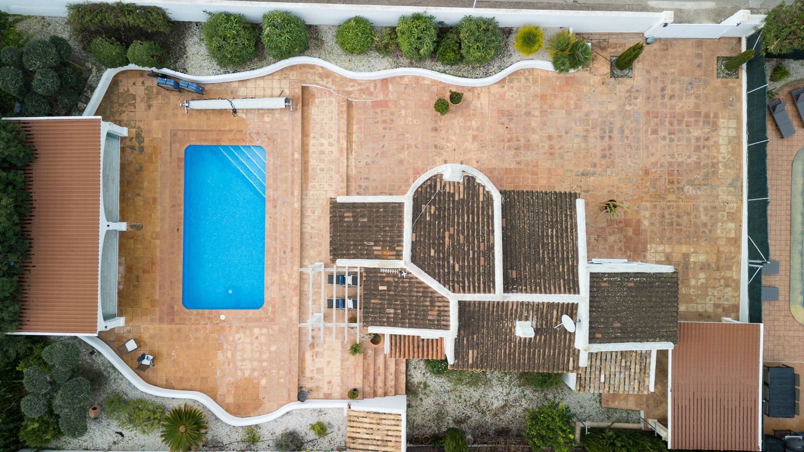 2 soveværelse Villa til salg i Pinosol med swimmingpool - € 595.000 (Ref: 9197553)