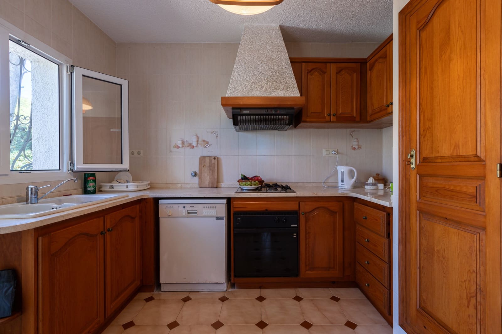 3 sypialnia Willa na sprzedaż w Javea / Xabia z basenem garażem - 550 000 € (Ref: 9232427)