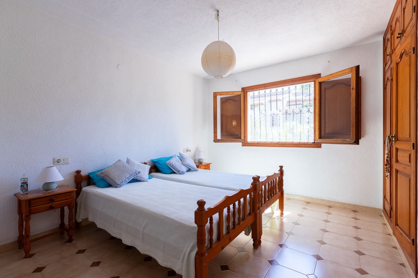 3 sypialnia Willa na sprzedaż w Javea / Xabia z basenem garażem - 550 000 € (Ref: 9232427)