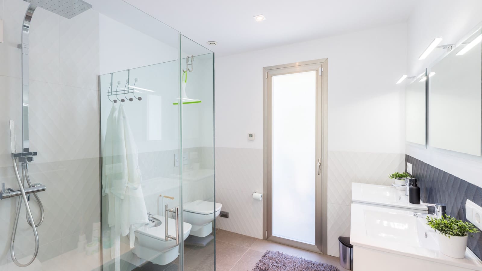 4 soverom Villa til salgs i Javea / Xabia med svømmebasseng garasje - € 1 975 000 (Ref: 9248009)