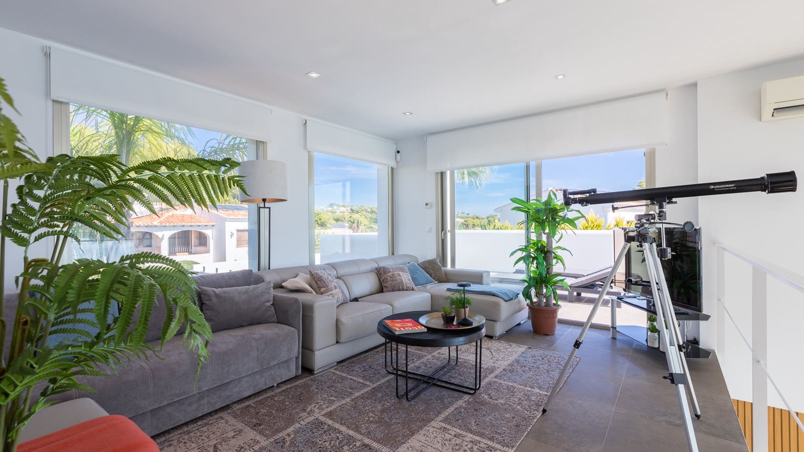 4 soverom Villa til salgs i Javea / Xabia med svømmebasseng garasje - € 1 975 000 (Ref: 9248009)