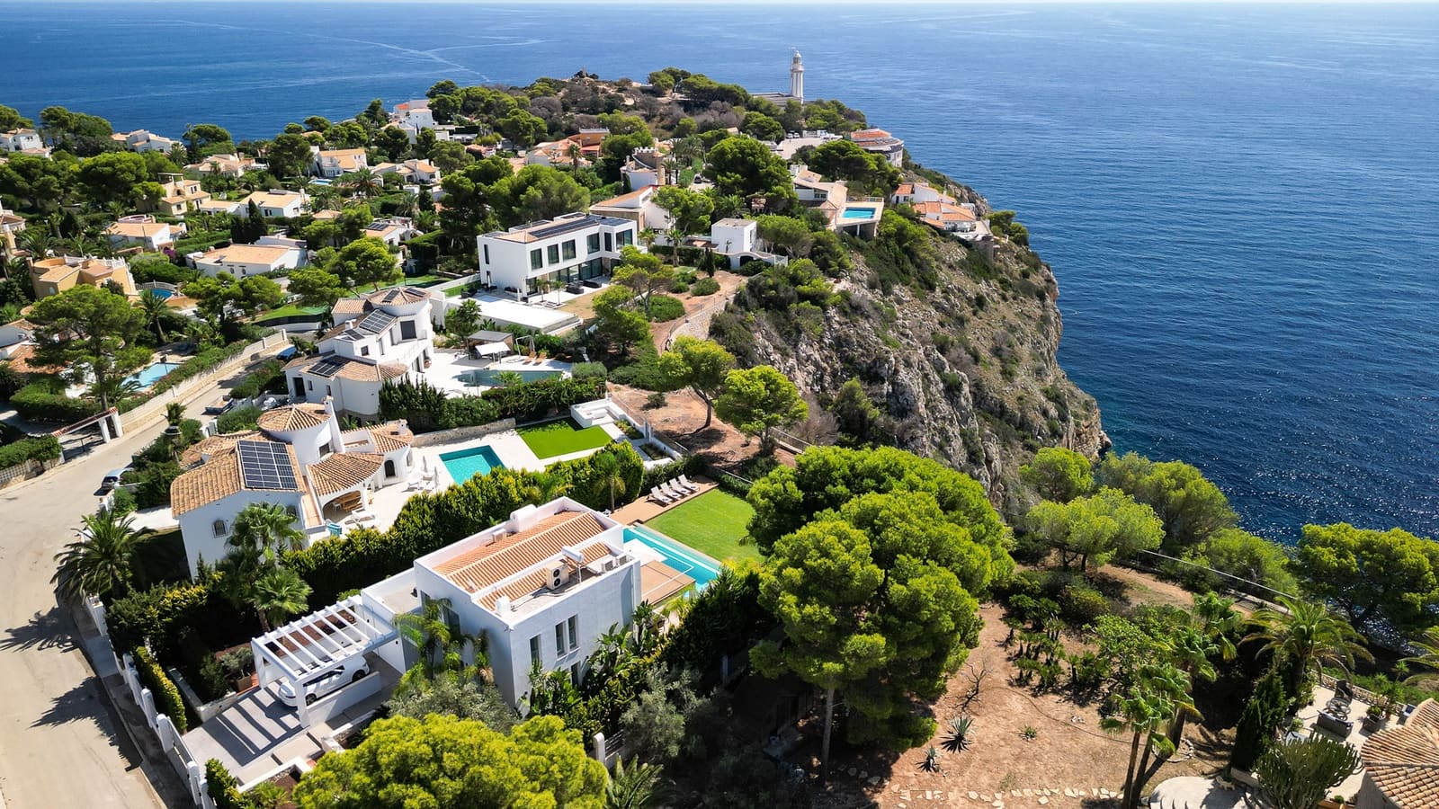 4 soverom Villa til salgs i Javea / Xabia med svømmebasseng garasje - € 1 975 000 (Ref: 9248009)