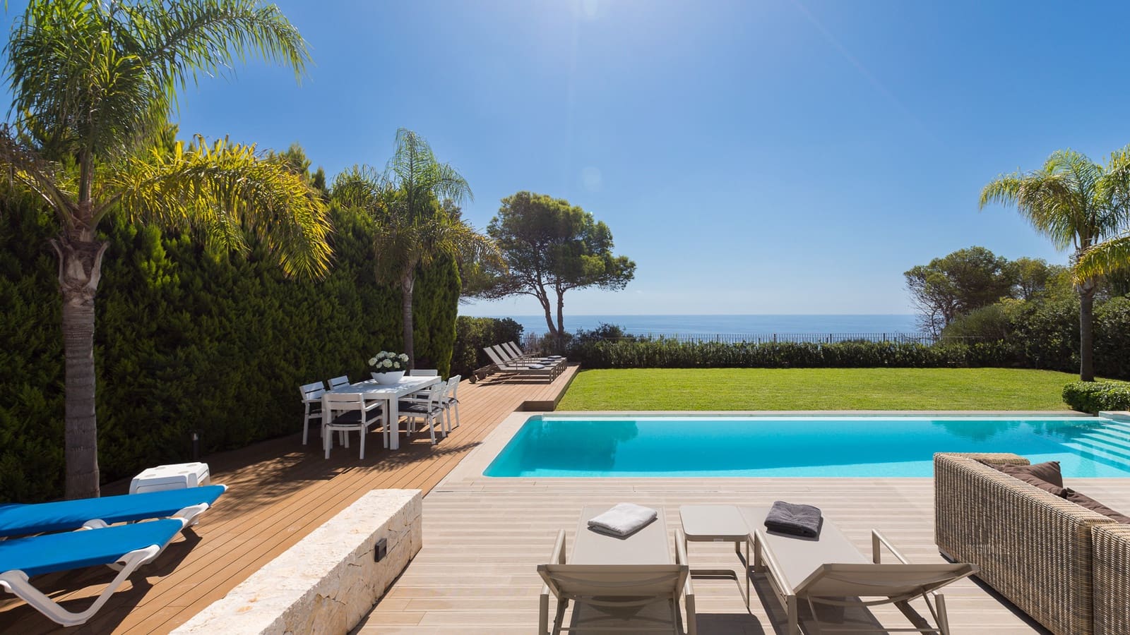 4 sypialnia Willa na sprzedaż w Javea / Xabia z basenem garażem - 1 975 000 € (Ref: 9248009)