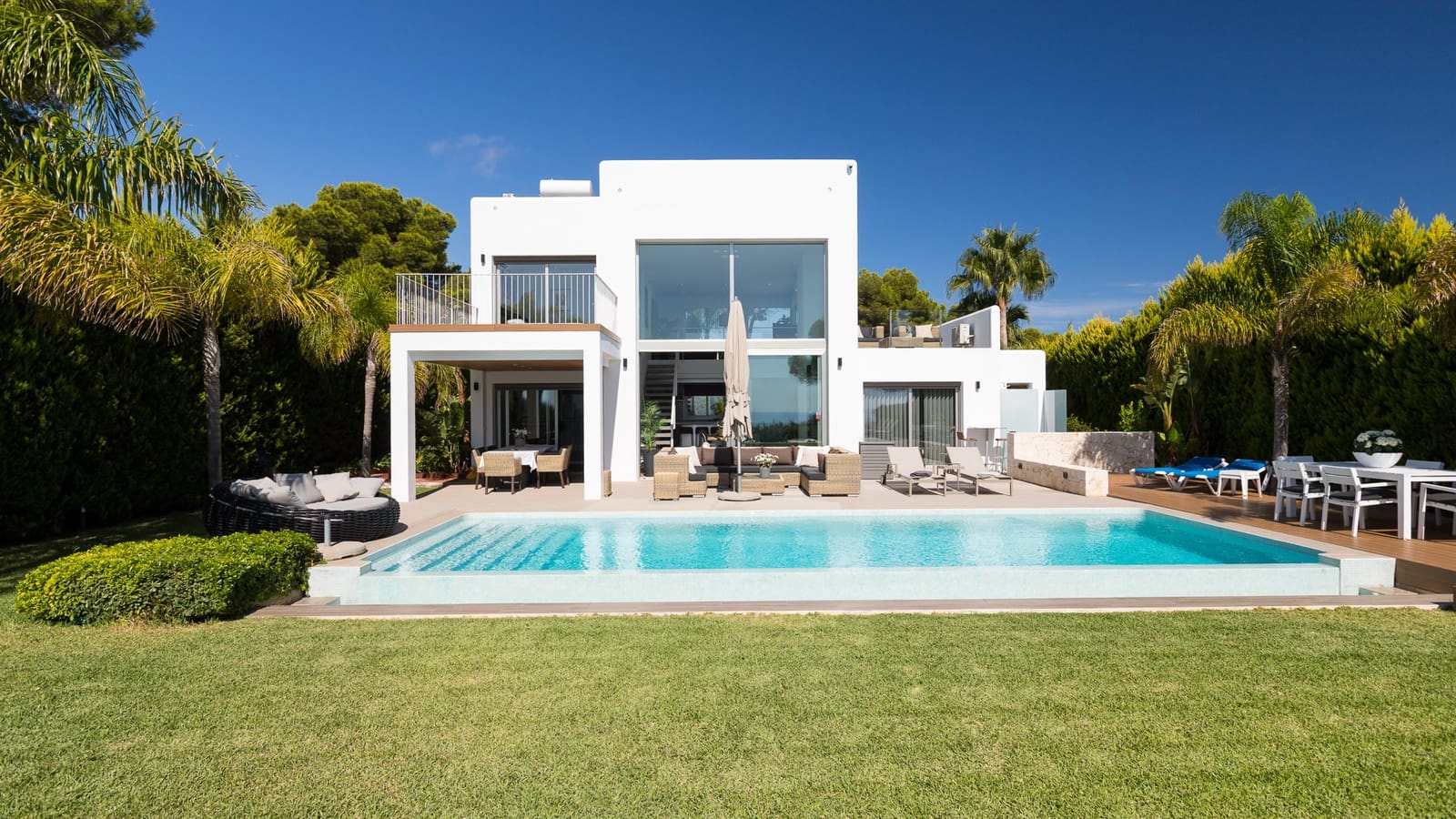 4 sypialnia Willa na sprzedaż w Javea / Xabia z basenem garażem - 1 975 000 € (Ref: 9248009)