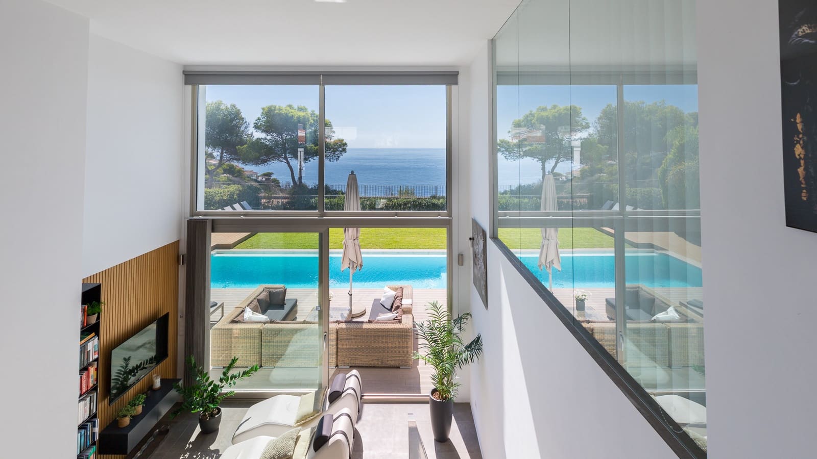 4 sypialnia Willa na sprzedaż w Javea / Xabia z basenem garażem - 1 975 000 € (Ref: 9248009)