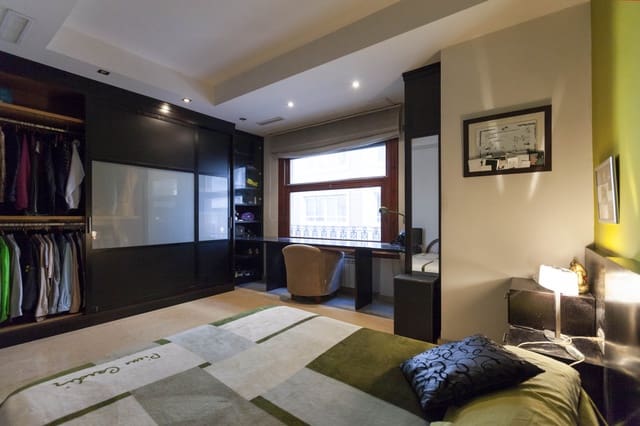 4 slaapkamer Appartement te koop in El Pla del Remei, Valencia stad - € 2.125.000 (Ref: 9256816)