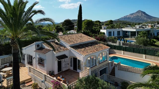 3 soverom Villa til salgs i Adsubia, Javea / Xàbia med svømmebasseng garasje - € 595 000 (Ref: 9264106)