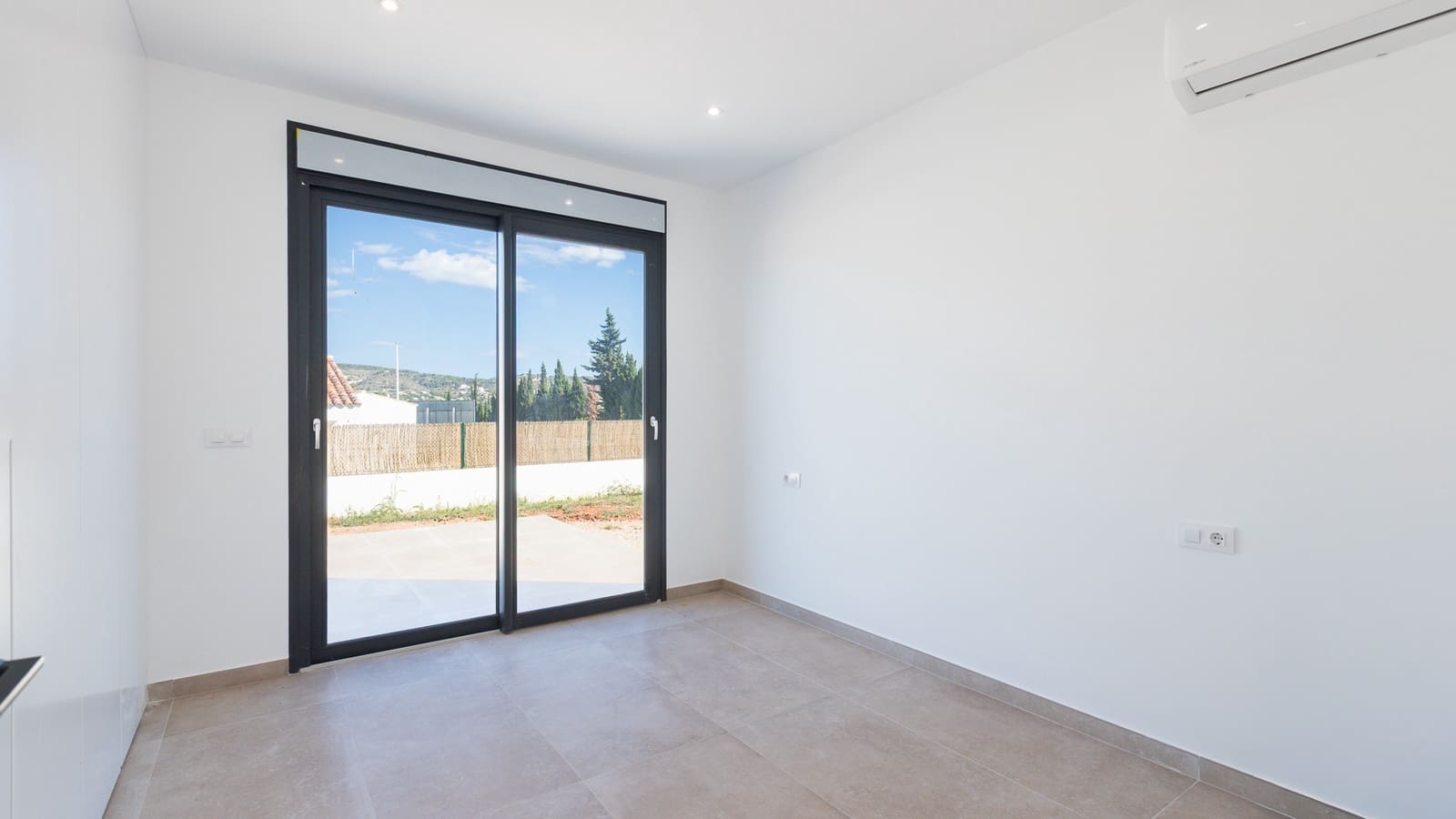 4 bedroom Villa for sale in Javea / Xabia with pool - € 995,000 (Ref: 9264107)