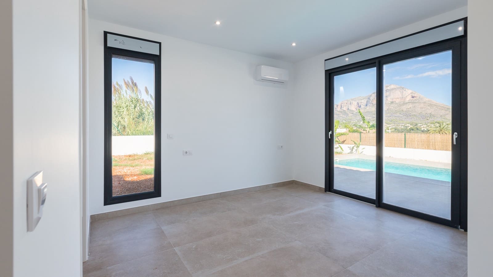 4 bedroom Villa for sale in Javea / Xabia with pool - € 995,000 (Ref: 9264107)