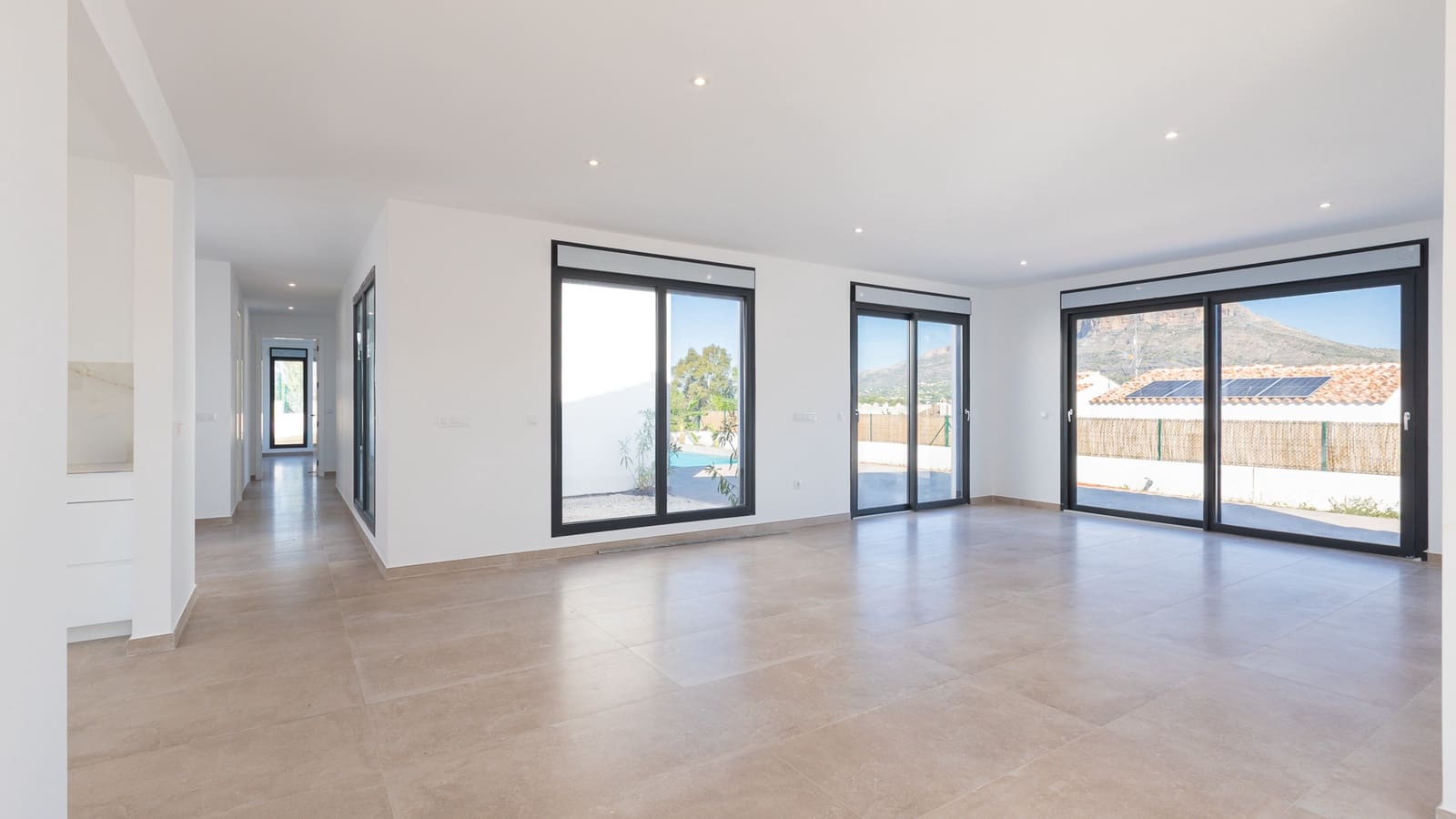 4 bedroom Villa for sale in Javea / Xabia with pool - € 995,000 (Ref: 9264107)