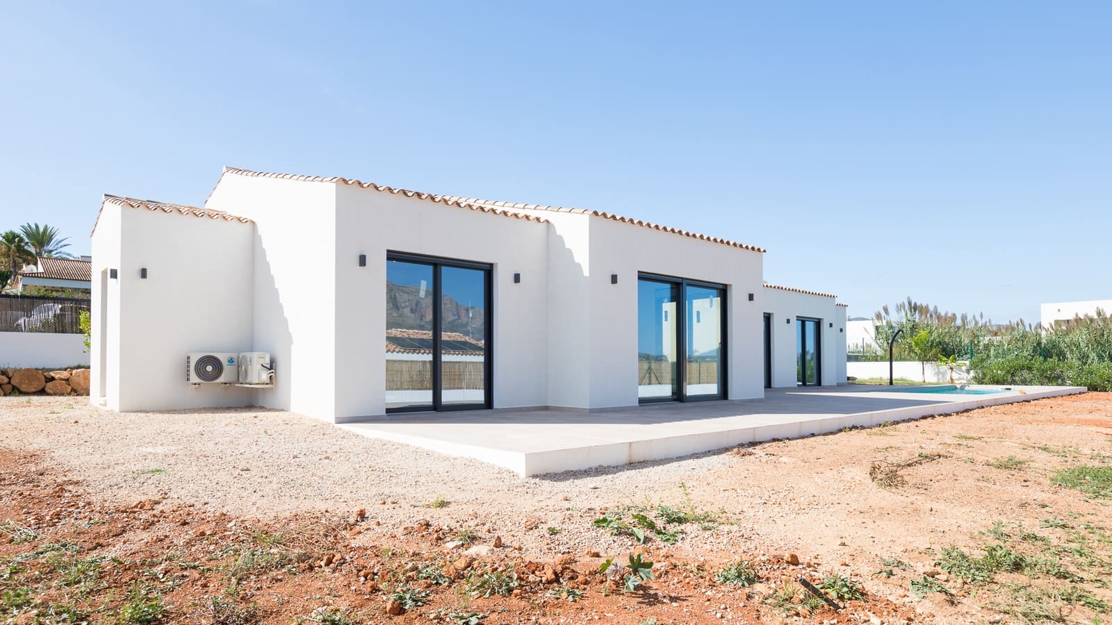 4 bedroom Villa for sale in Javea / Xabia with pool - € 995,000 (Ref: 9264107)