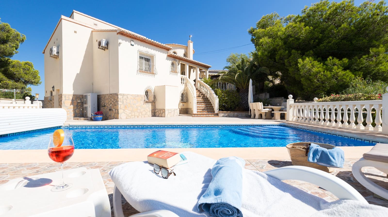 4 slaapkamer Villa te koop in Javea / Xabia met zwembad - € 1.350.000 (Ref: 9272176)