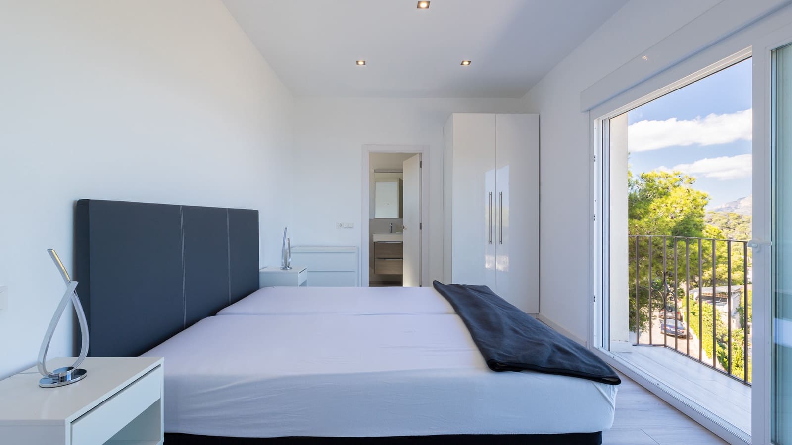 4 soverom Villa til salgs i Javea / Xabia med svømmebasseng garasje - € 1 350 000 (Ref: 9272176)