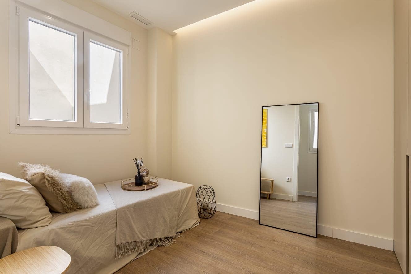 2 bedroom Penthouse for sale in Valencia city - € 795,000 (Ref: 9358947)