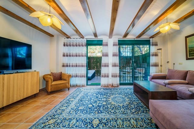 4 soveværelse Byhus til salg i Arenal, Javea / Xàbia med swimmingpool - € 660.000 (Ref: 9362035)