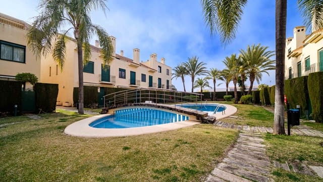 4 soveværelse Byhus til salg i Arenal, Javea / Xàbia med swimmingpool - € 660.000 (Ref: 9362035)