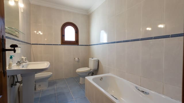 4 Zimmer Villa zu verkaufen in Portichol - Balcón al Mar, Javea / Xàbia mit Pool Garage - 750.000 € (Ref: 9382461)