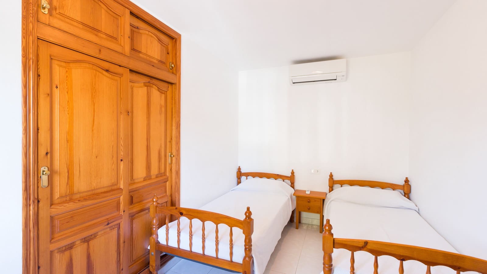 6 bedroom Villa for sale in Javea / Xabia with pool garage - € 850,000 (Ref: 9398236)