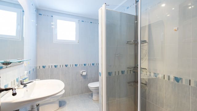 6 quarto Moradia para venda em Cap Martí - El Tossalet - Pinomar, Javea / Xàbia com piscina garagem - 850 000 € (Ref: 9398236)
