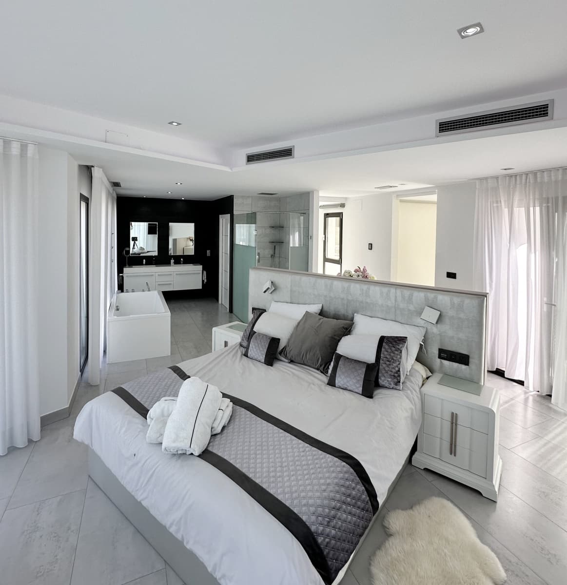 5 sovrum Villa till salu i Javea / Xabia med pool garage - 2 350 000 € (Ref: 9470277)