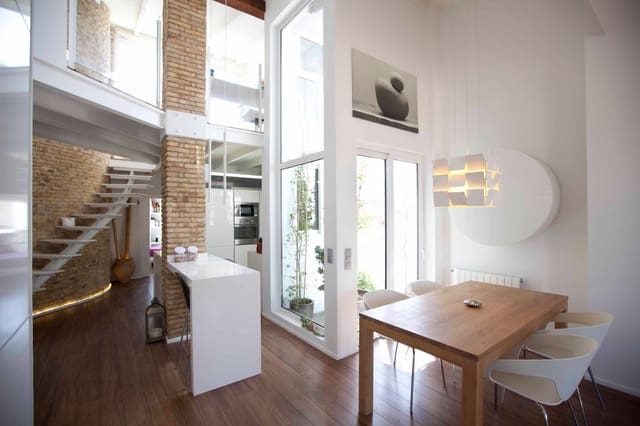 2 slaapkamer Penthouse te koop in L'Eixample, Valencia stad - € 700.000 (Ref: 9494344)