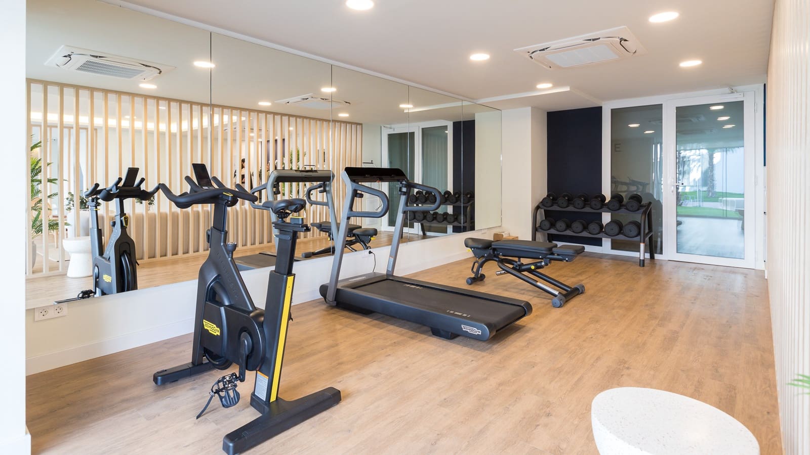 2 bedroom Apartment for sale in Javea / Xabia with pool garage - € 449,000 (Ref: 9496985)