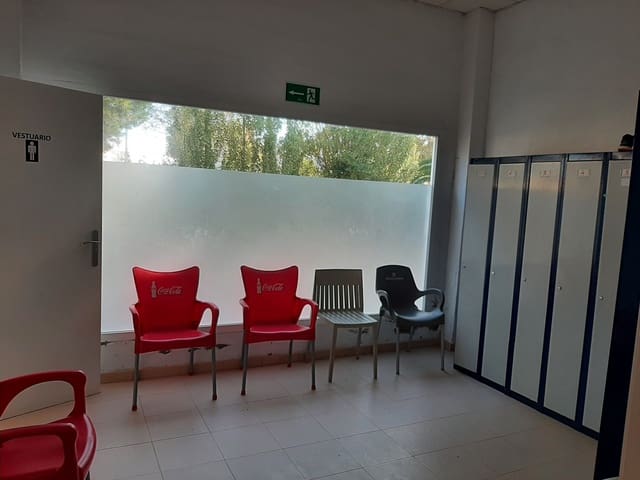 Kommersiell til salgs i Arenal, Javea / Xàbia med garasje - € 500 000 (Ref: 9647843)