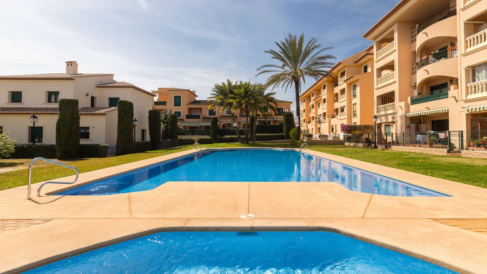 4 bedroom Townhouse for sale in Javea / Xabia with pool garage - € 749,000 (Ref: 9686191)