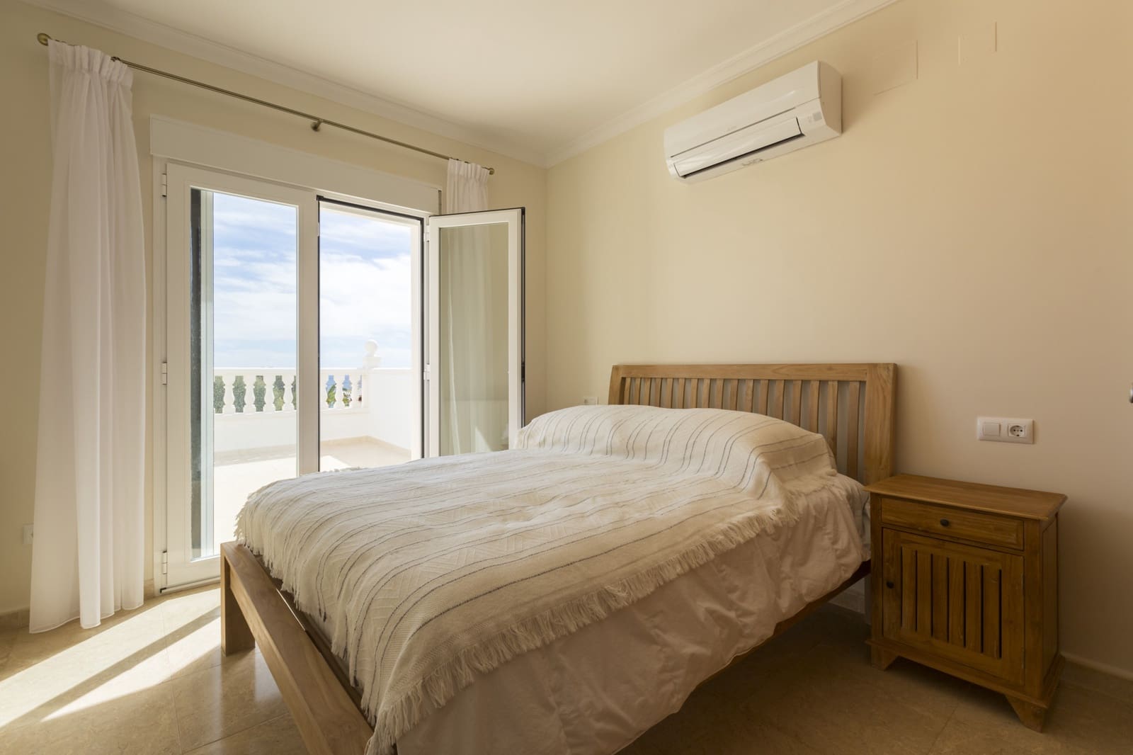 4 Zimmer Villa zu verkaufen in Javea / Xabia mit Pool Garage - 1.890.000 € (Ref: 9686192)