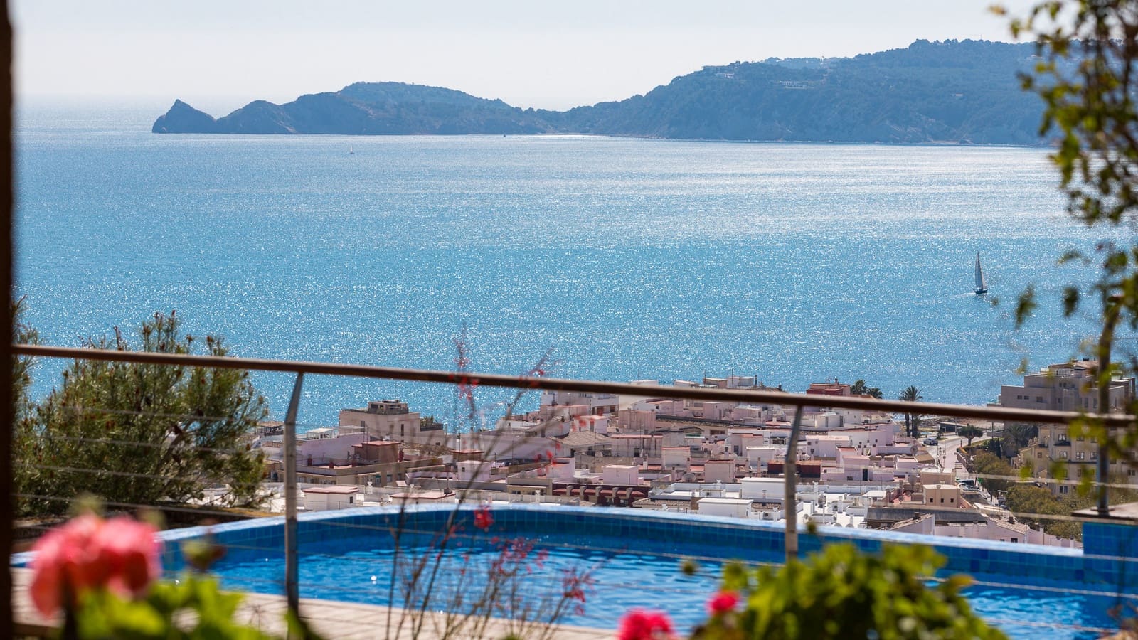 3 sovrum Villa till salu i Javea / Xabia med pool garage - 2 250 000 € (Ref: 9731883)