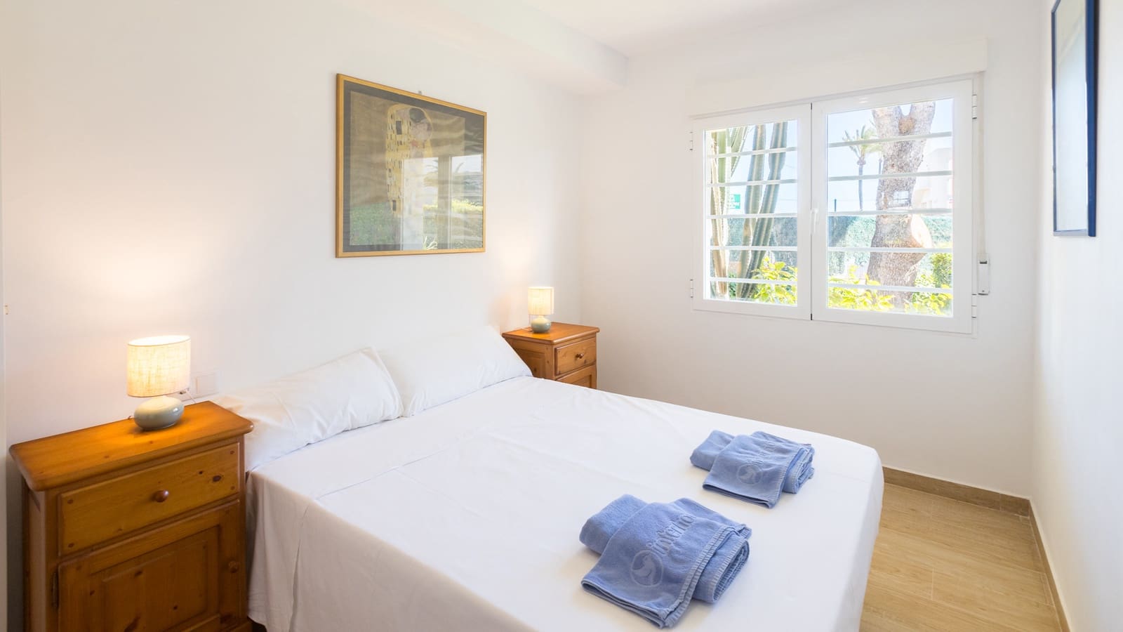 5 bedroom Apartment for sale in Arenal with garage - € 895,000 (Ref: 9738378)