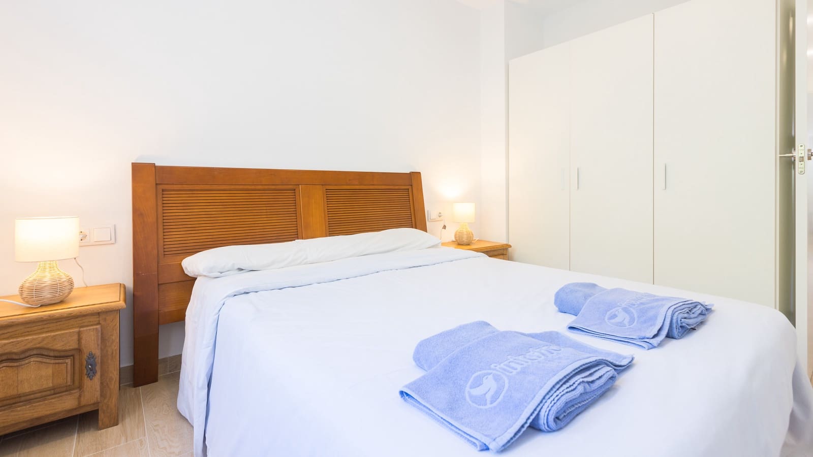 5 bedroom Apartment for sale in Arenal with garage - € 895,000 (Ref: 9738378)