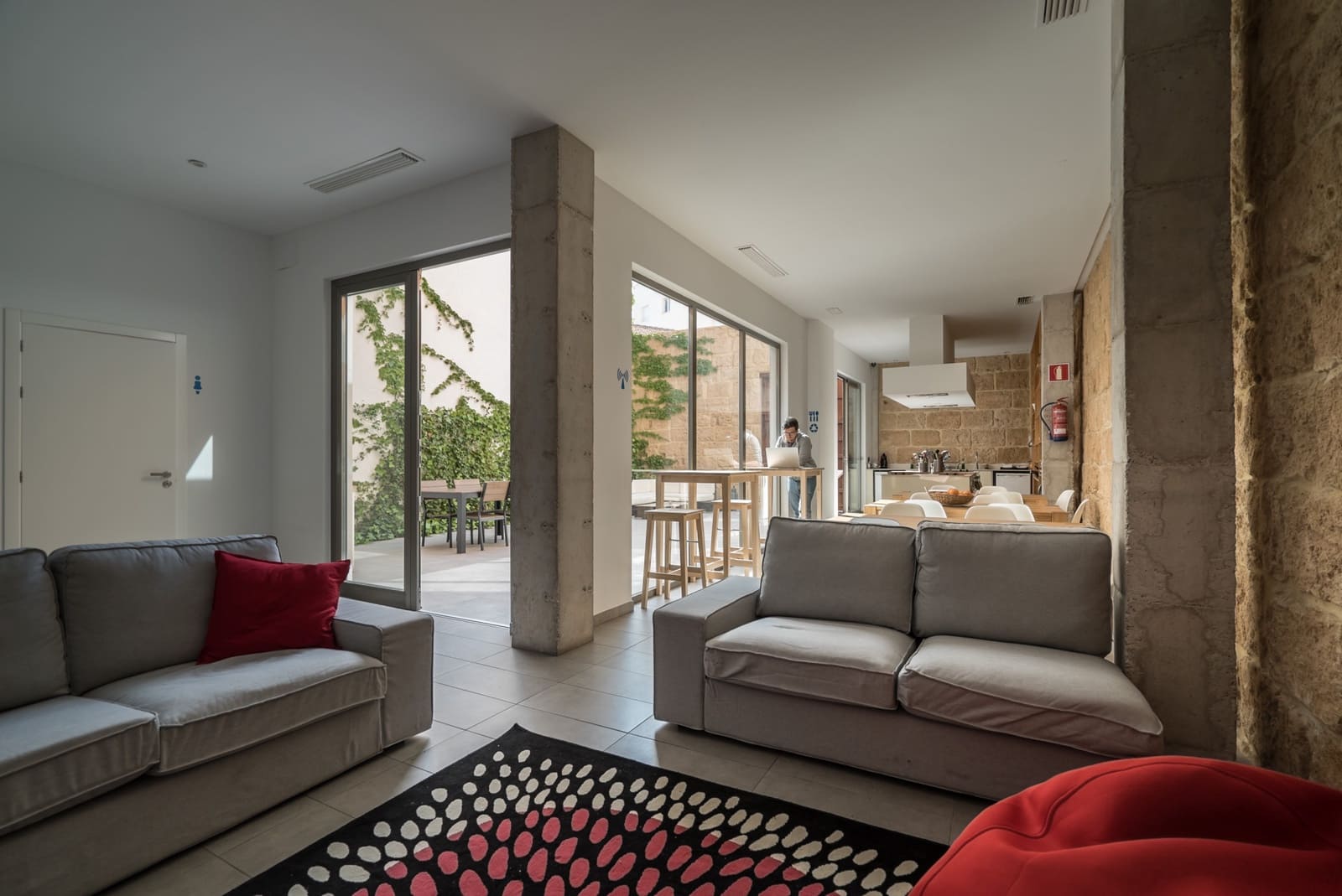 9 bedroom Hotel for sale in Javea / Xabia - € 1,290,000 (Ref: 9761817)