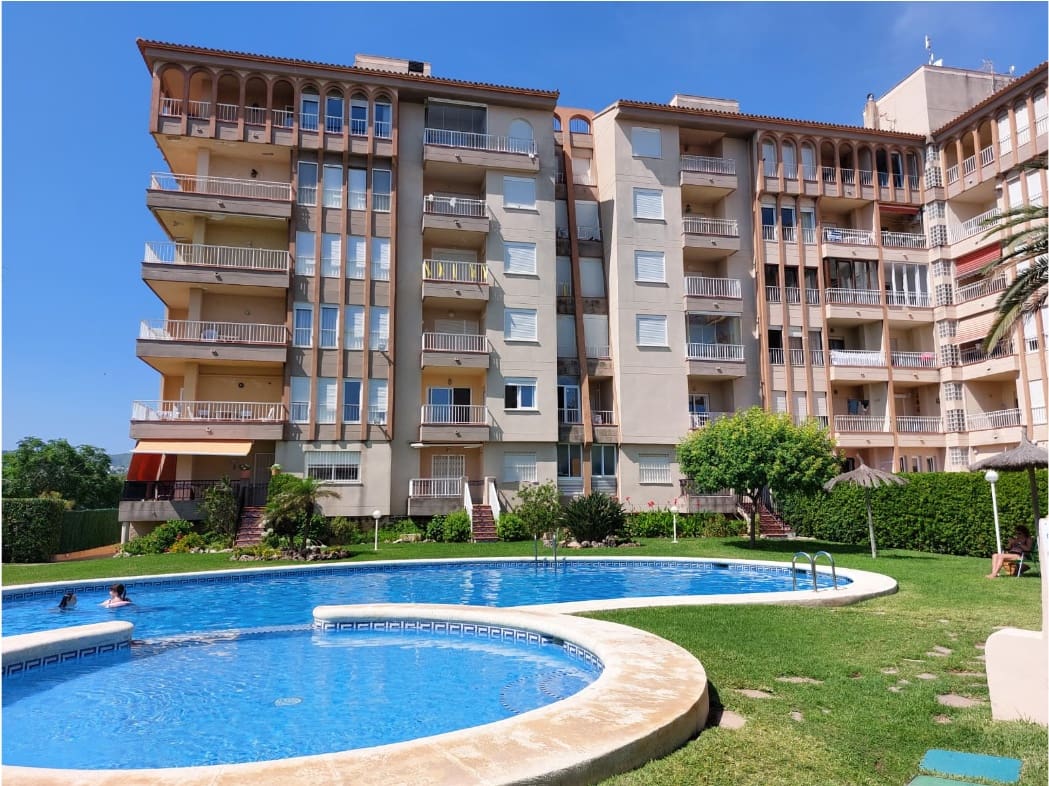 Apartamento de 2 habitaciones en Arenal en venta con piscina - 345.000 € (Ref: 9780310)