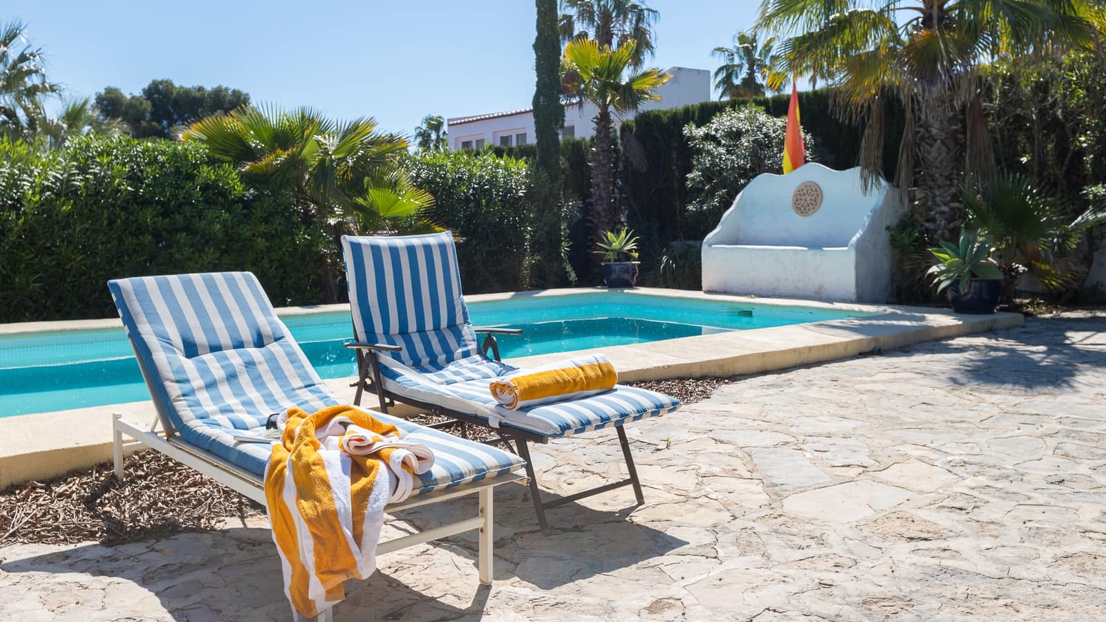 3 soveværelse Villa til salg i Pinosol med swimmingpool - € 620.000 (Ref: 9783667)