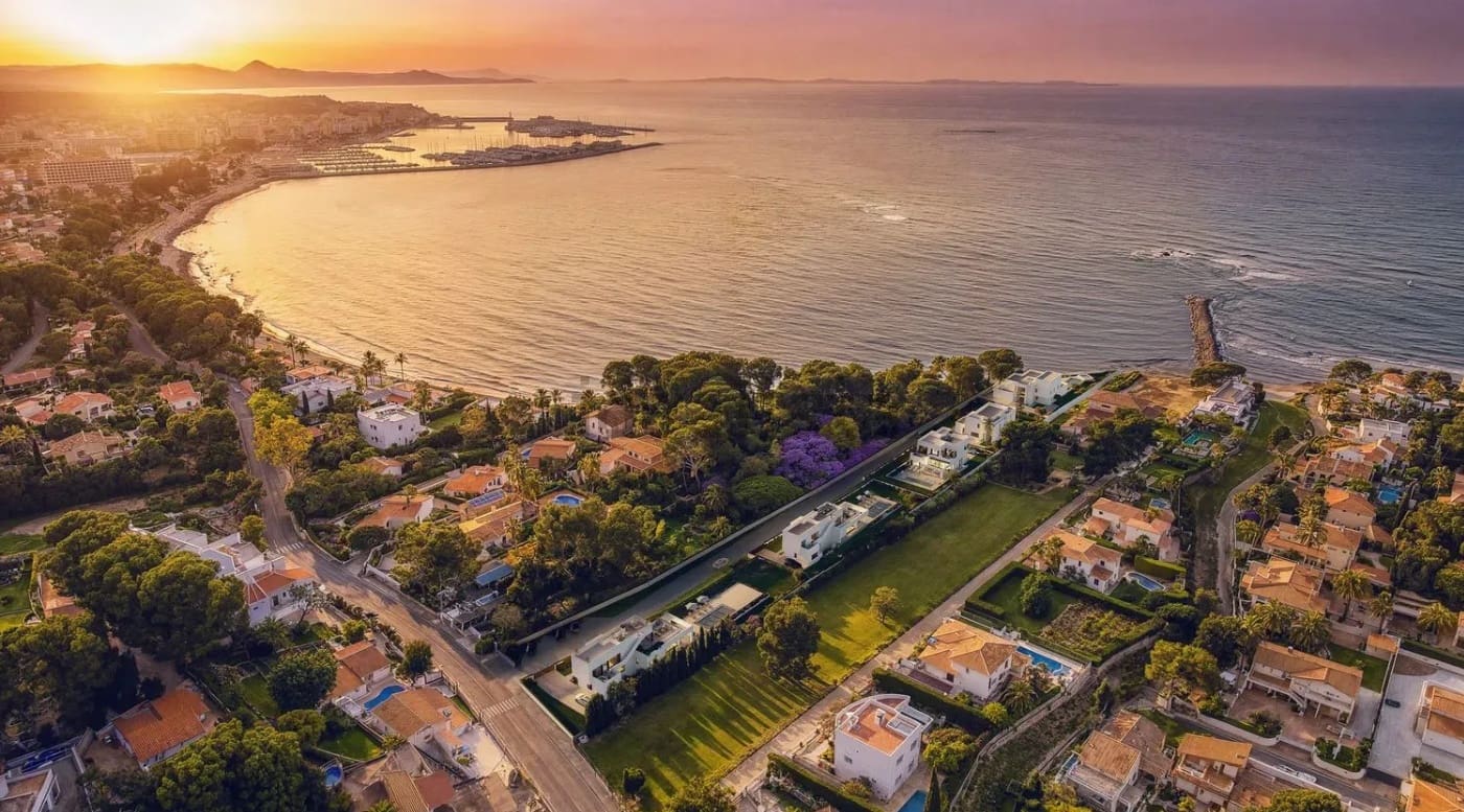 3 sypialnia Willa na sprzedaż w Denia z basenem - 1 950 000 € (Ref: 9811408)