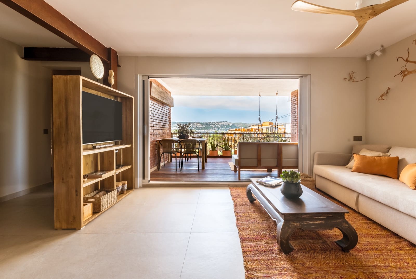 2 bedroom Apartment for sale in Arenal with garage - € 430,000 (Ref: 9855202)