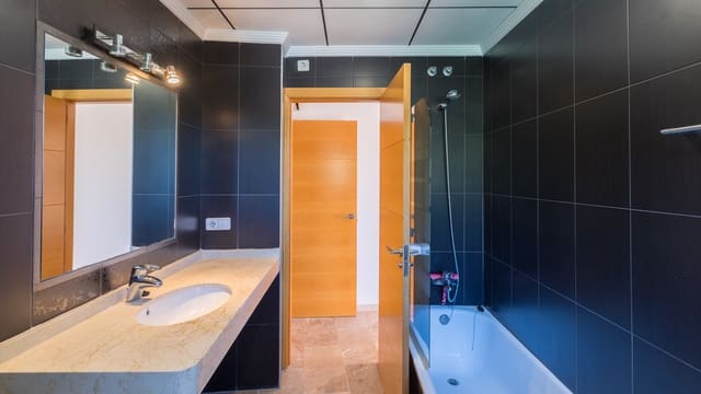 3 makuuhuone Asunto myytävänä paikassa Centro ciudad, Javea / Xàbia mukana 
autotalli - 295 000 € (Ref: 9864985)