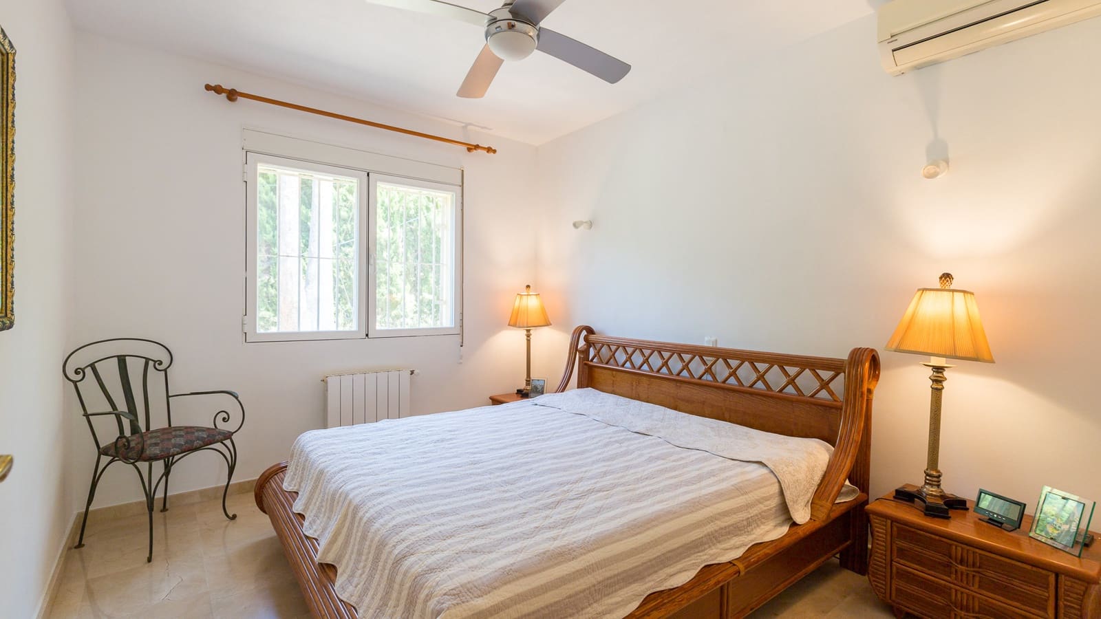 4 soveværelse Villa til salg i Javea / Xabia med swimmingpool garage - € 995.000 (Ref: 9996759)