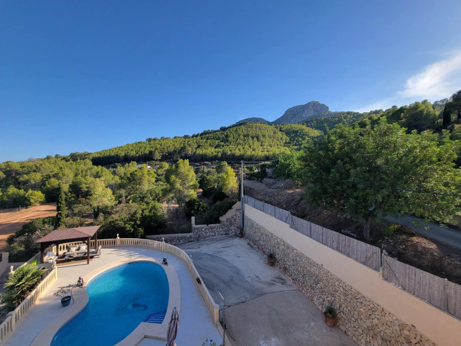 5 soveværelse Finca/Landehus til salg i Benissa med swimmingpool garage - € 1.400.000 (Ref: 10026175)